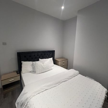 Spencer Bridge Rooms By Afl Northampton Exterior foto